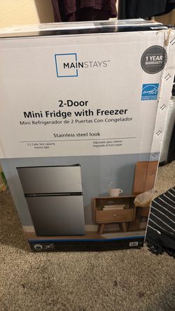 Mini fridge and freezer
