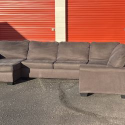 Sectional Couch 