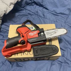 Milwaukee Fuel Chainsaw M12 Tool Only 