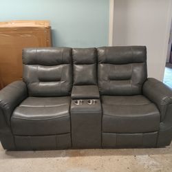 Thai Loveseat