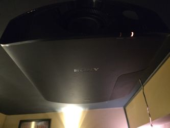 Sony VPLVW295ES 4K Projector