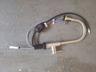 Kitchen faucet