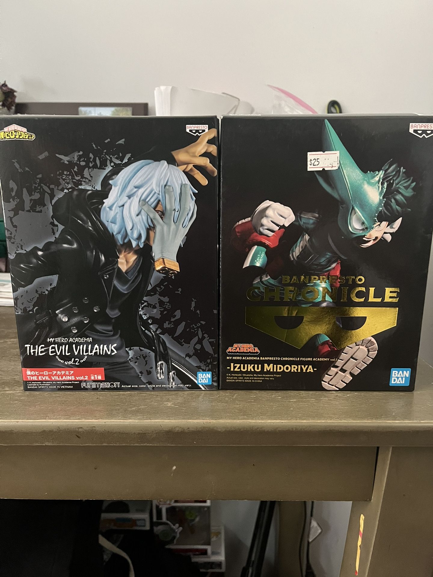 Izuku Midoriya & Tomura Shigaraki Figures