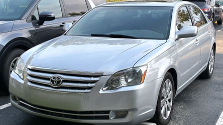 2005 Toyota Avalon