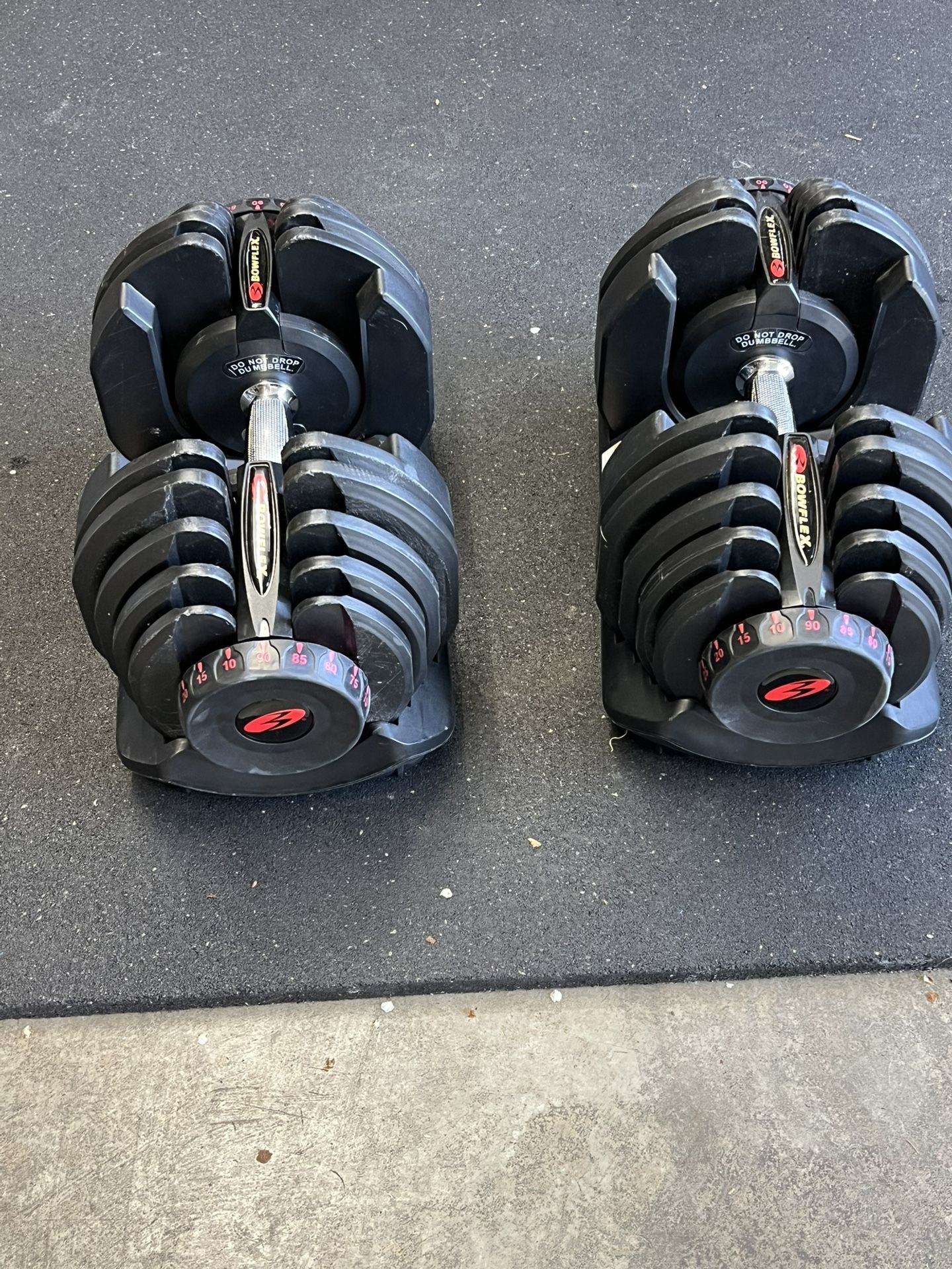 Bowflex SelectTech 1090 dumbbells - $480 Firm