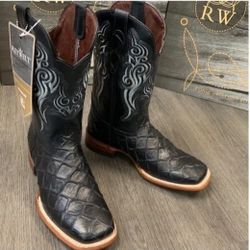 Fish Skin, Square Toe Boots @elkioskoboots