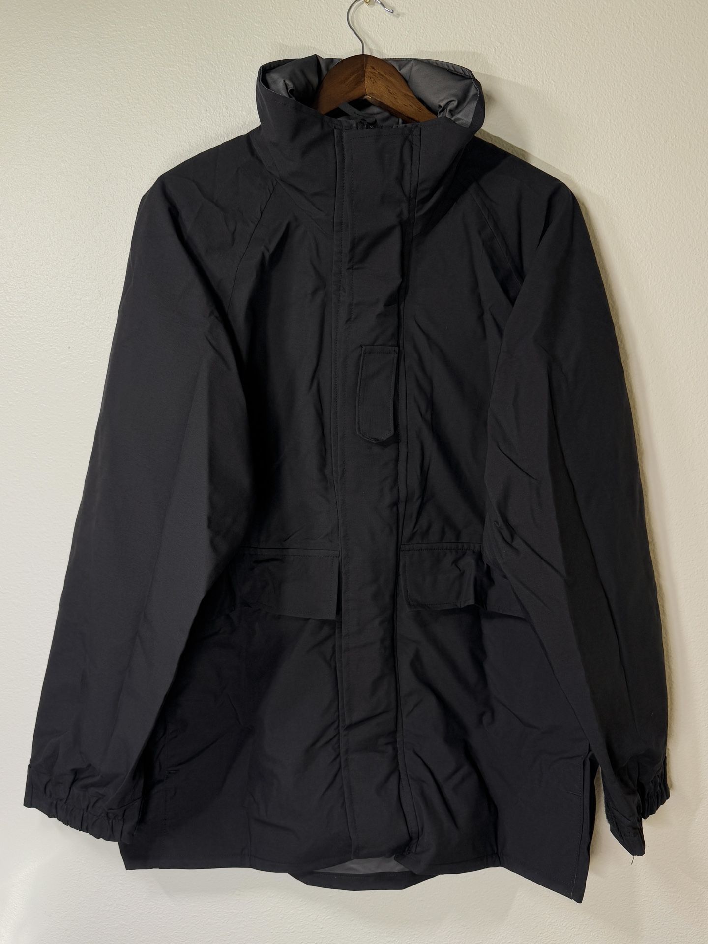 US Military Cold Weather Parka Medium Regular Hooded Black 8415-01-(contact info removed)