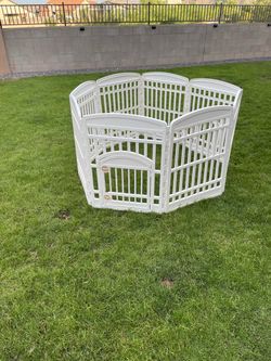 White Plastic Pet Playpen with Door