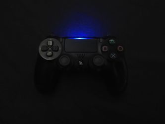 Sony PlayStation 4 (PS4) DualShock 4 Wireless Controller - Black