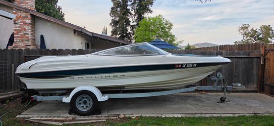 2000 Bayliner Capri 2050LX