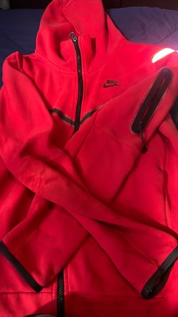 Nike tech sweater