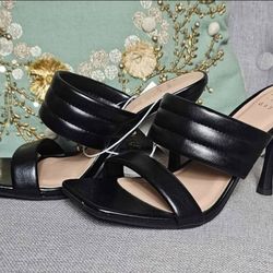 Womens size 6 Ads99 Lynn Heels