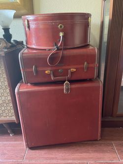 Vintage Suitcase Set