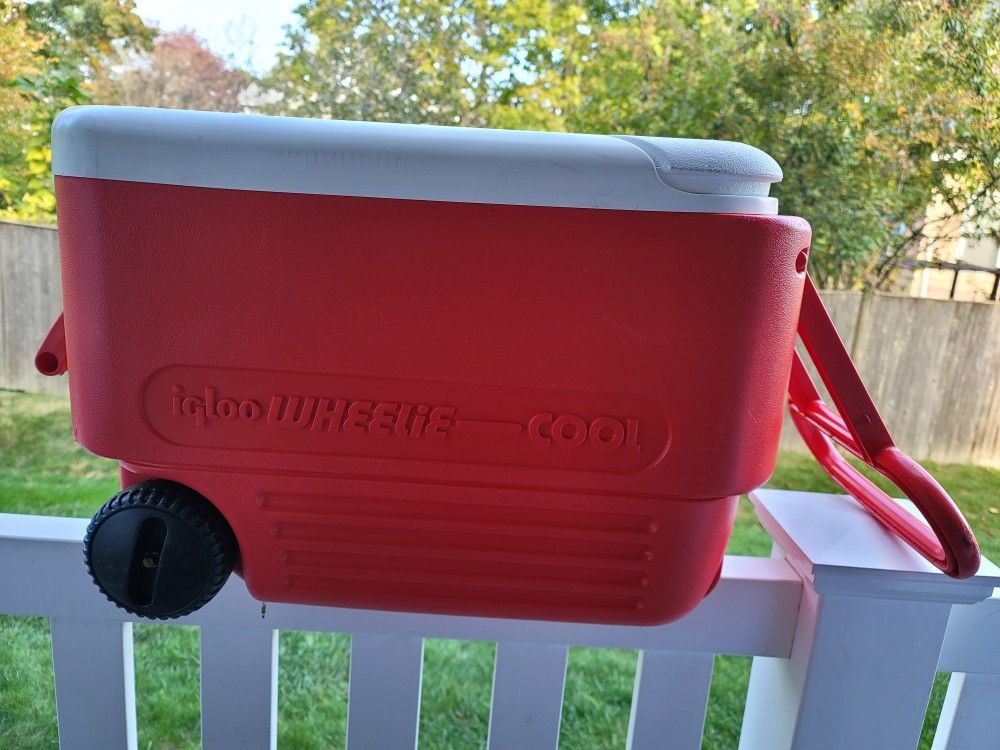 Igloo Wheelie Cooler