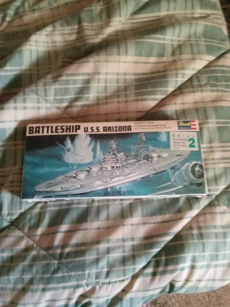USS ARIZONA MODEL KIT