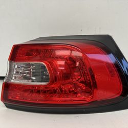 2014 2015 2016 2017 2018 JEEP CHEROKEE REAR RIGHT PASSENGER SIDE TAIL LIGHT OEM