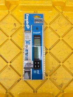 Empire
9 in. Magnetic Digital Torpedo
