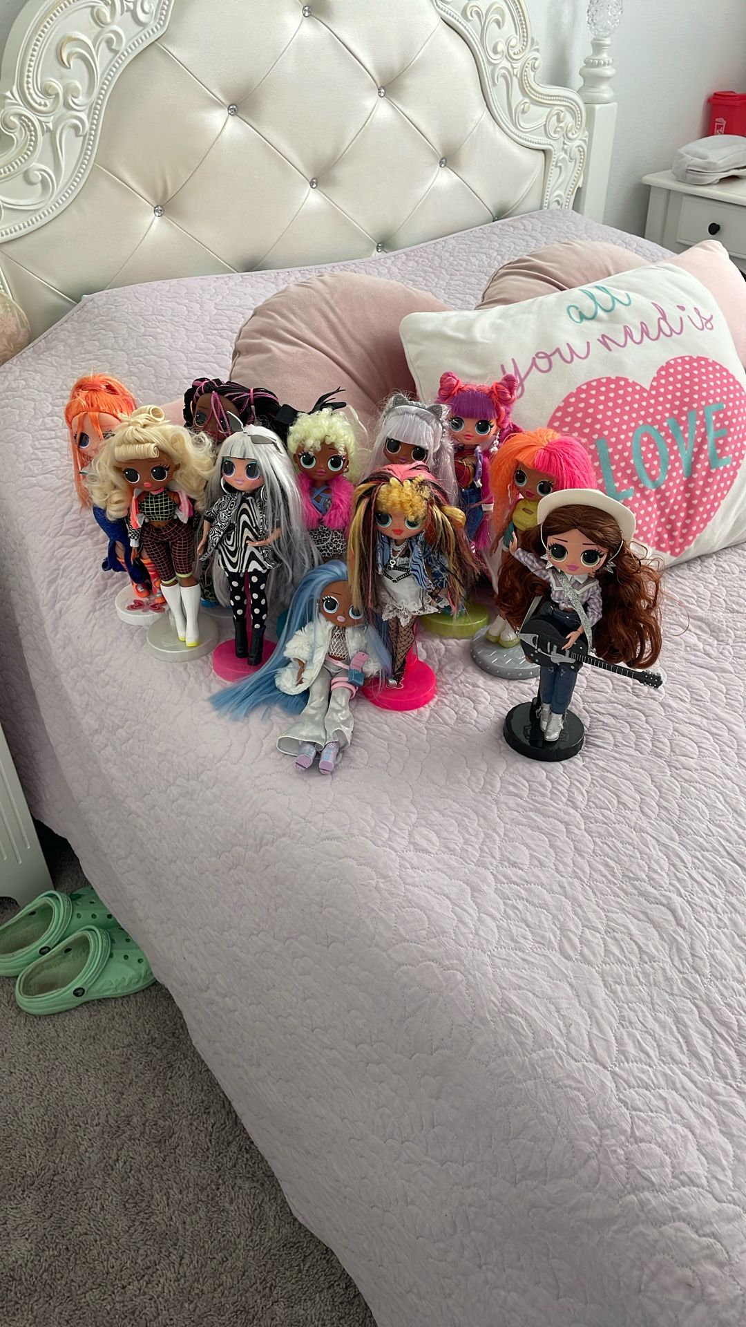 11 Omg lol Surprise Dolls