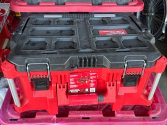 BRANDNEW TOOL BOX