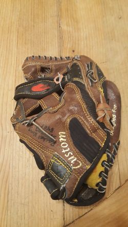 Baseball glove