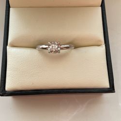 18 K White Gold Vintage Ring 