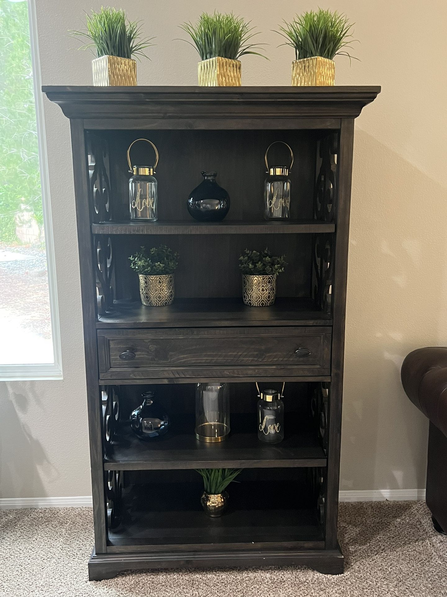 Hacienda Bookshelf