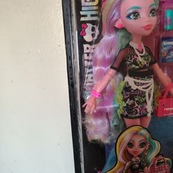 Monster High Lagoona Day Out - New in Box