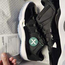 Space Jam 11 Low Size 10