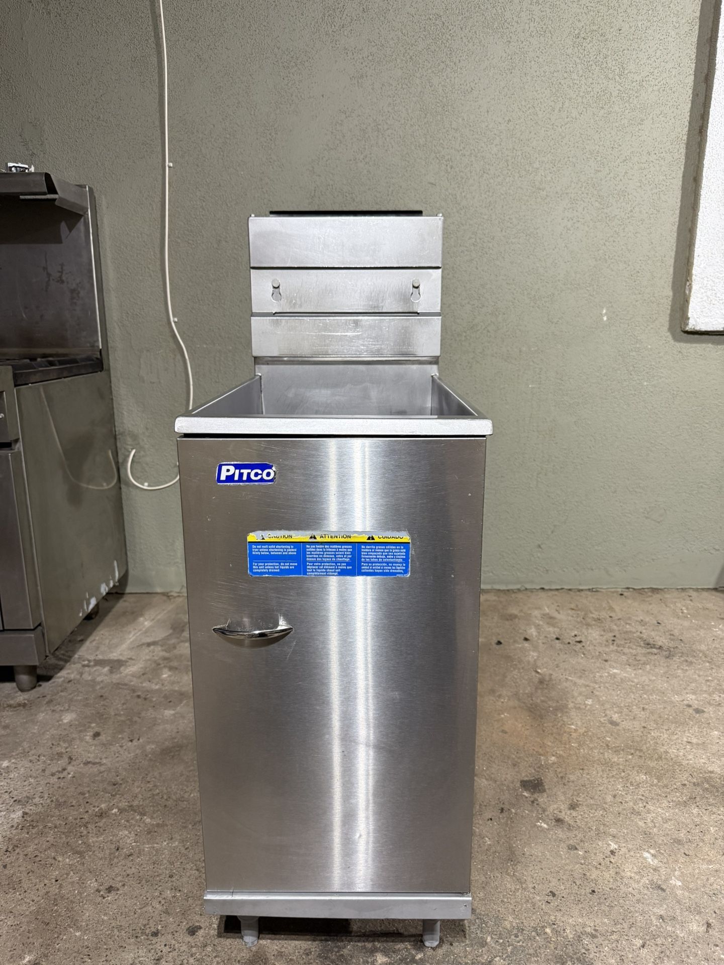 Pitco® 40D Natural Gas 40 lb. Stainless Steel Floor Fryer