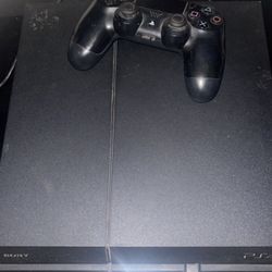 Playstaion 4  PS4