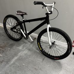 2021 Blocks Flyer SE Bike bicycle 26” BMX 