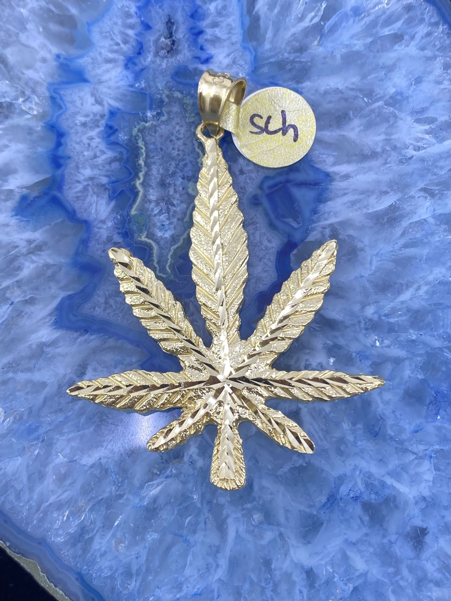 $1350 Yellow Gold Marijuana Weed Leaf Charm Pendant