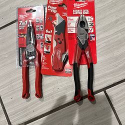 Pliers  And  Knife  Milwaukee   Brand  New  Firm  Price