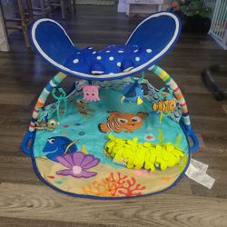 Disney Finding Nemo Play Gym