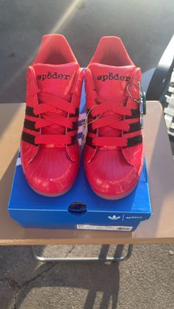 Sp5der X Adidas Superstar Collab shoe