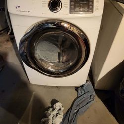 Like new washer and use trier