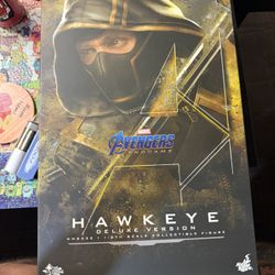 Hawkeye Deluxe Version Hot Toys MMS 532