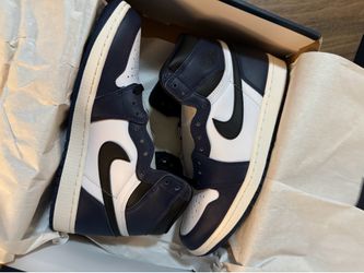 Jordan 1 Midnight Navy