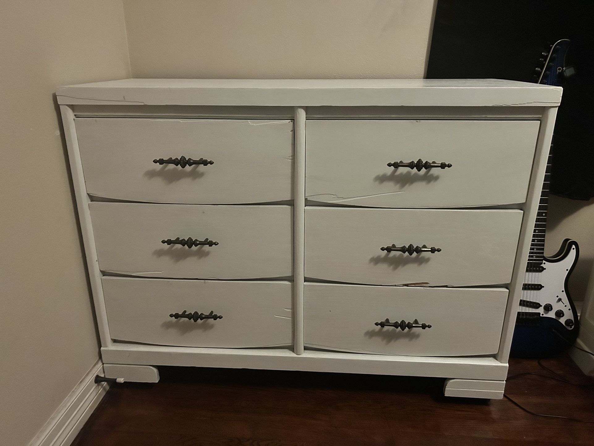 Small White Dresser