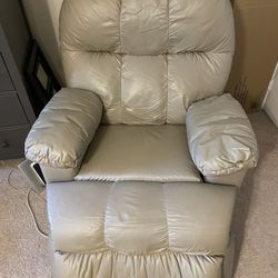 Recliner With Cupholder