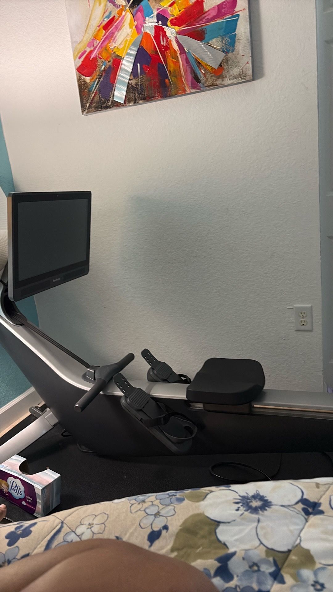 Hydrow Rowing Machine with Mat