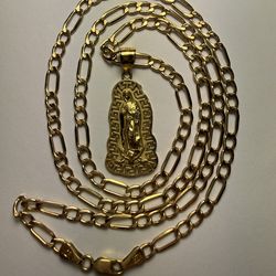 14k Yellow Gold Figaro Chain Necklace 24” Inches Long 4mm Wide  w Virgin Mary Versace Bezel Pendant Charm