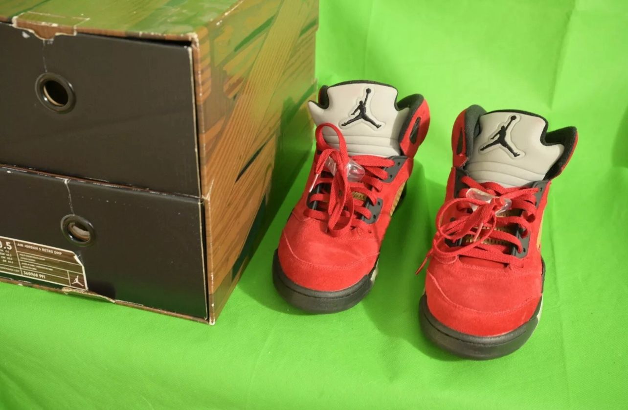 Air Jordan Raging Bull 5’s Needs restoration