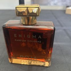 Roja Enigma Decants 