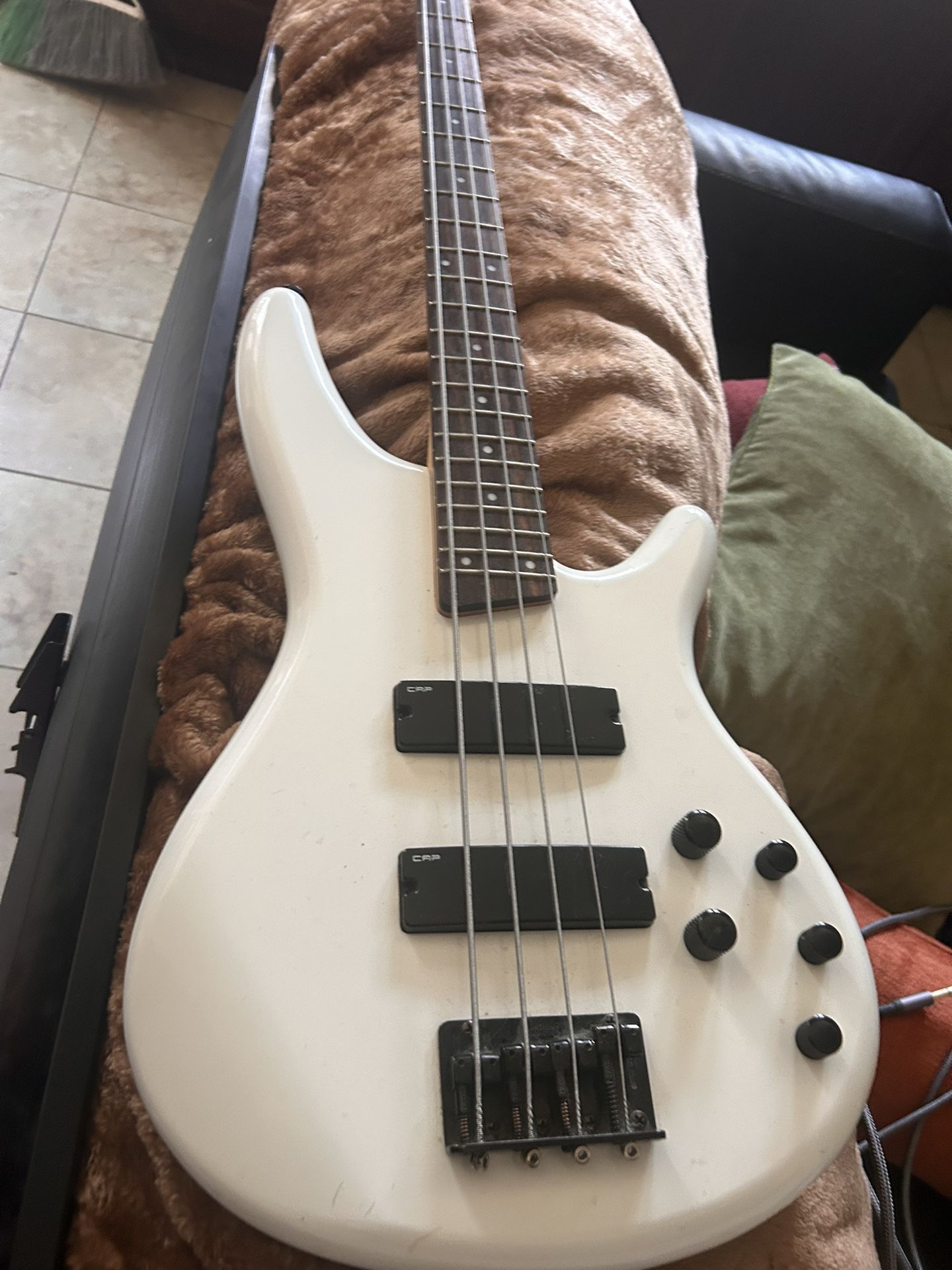 Ibanez Soundgear Active Bass Guitar