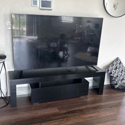 LG 65” Class UT75 LED 4K UHD Smart TV (2024) - Like New!