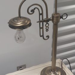 Heavy Brass Like Lamp The Globe Broke And It Workss Sometimes.has A Short