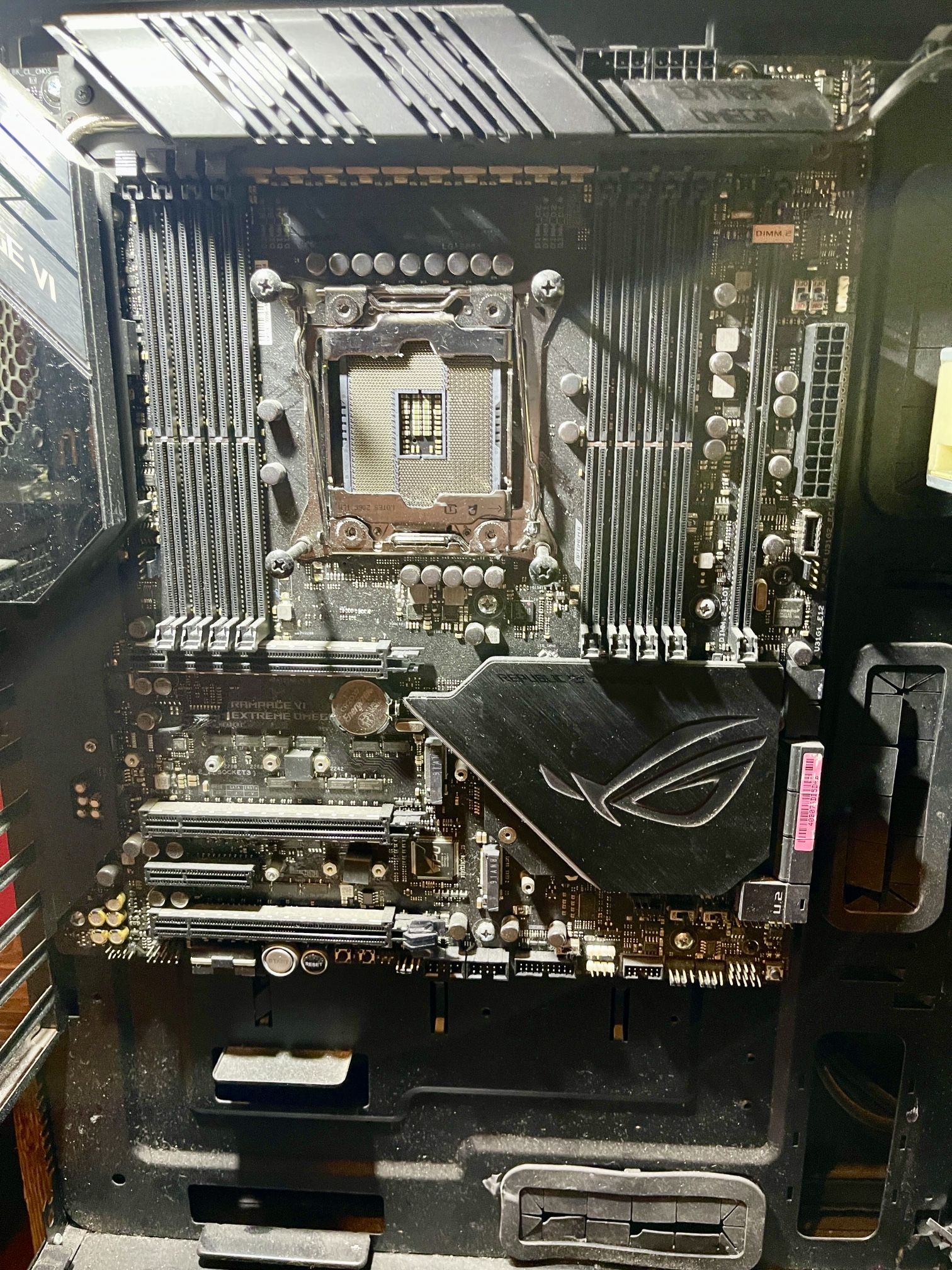 ASUS ROG RAMPAGE VI EXTREME LGA 2066 Intel X299 SATA 6Gb/s USB 3.1 Extended ATX Intel Motherboard