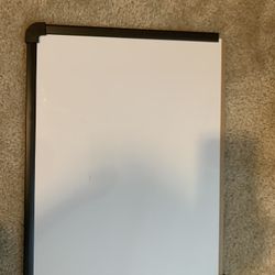 Dry erase marker board