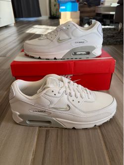 Nike Men’s Air Max 90 White Shoes - Jewel Smoke Gray Photon Dust - Size 8, 8.5